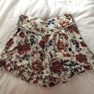 American Eagle Flowy Shorts